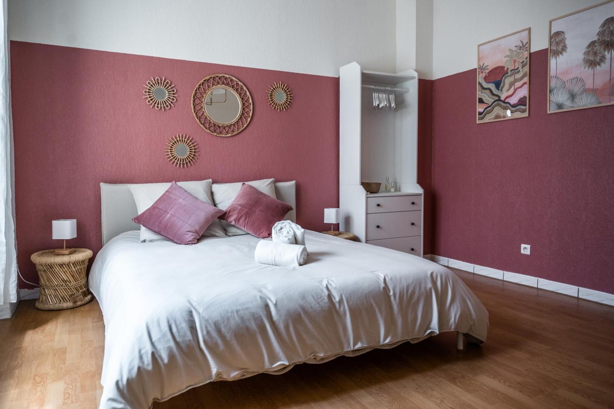 Maison De Lea, Climatisee, 50 M Marche Local De Bergerac, Terrasse Holiday home